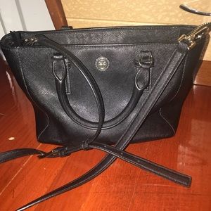 tory burch robinson handbag